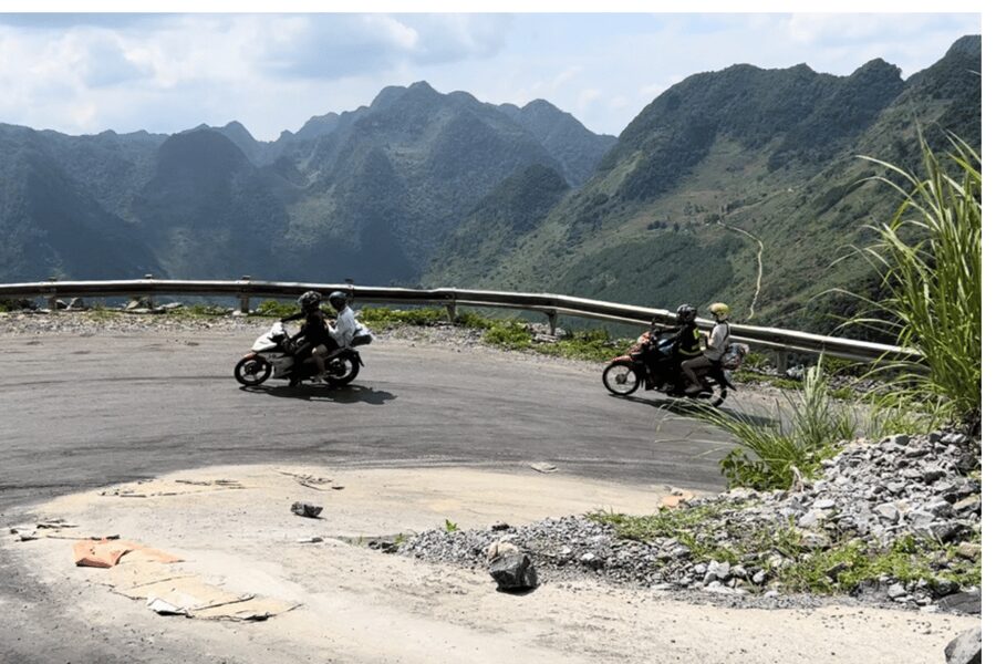 1 Day Ha Giang Loop Tour by Motorbike with Easy Rider - Real - Lung Tam and the linen weaving cooperative