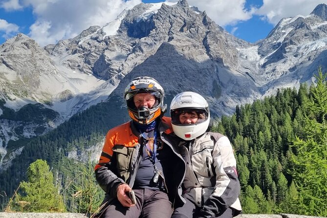1250cc Motorcycle Rental from Turda - The first hour: inspection, paperwork, and route advice