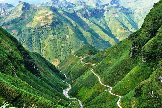 3-Day Ha Giang Loop Tour (small group with easy rider) - Why the Ha Giang Loop works so well from the back seat