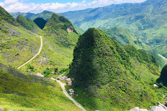3-day Motorbikes Adventure Tour via Ha Giang Loop - Guides, group size, and the feel of the ride