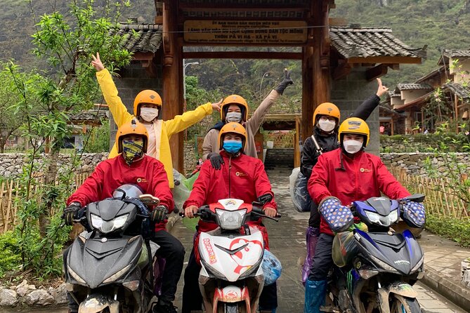 3 Days and 3 Nights Ha Giang Motorbike Tour - Meo Vac and the road to Du Gia
