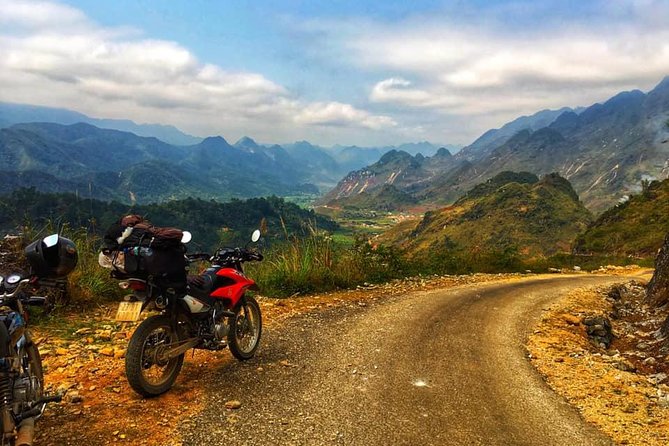 3D2N TOUR WITH EASYRIDERS 150cc (group 4-10Pax + private rooms) - Day three: Dong Van, the Hmong King Palace, and Ha Giang