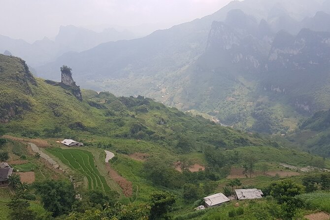 4 Days 3 Nights Ha Giang Easy Driving Motorbike Tours - Why the Ha Giang Loop is best seen from an easy rider