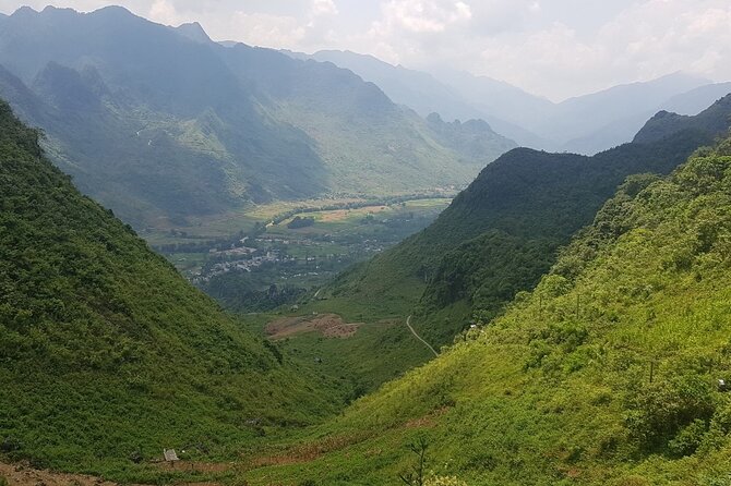 4 Days 3 Nights Ha Giang Easy Driving Motorbike Tours - Day three: Ma Pi Leng Pass and the road to Du Gia