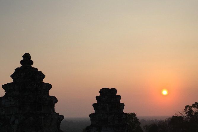 Angkor Wat Bakeng Sunset by Motorcycle Private Tour - Starting at Angkor Wat
