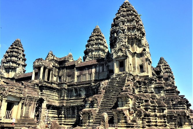 Angkor Wat Bakeng Sunset by Motorcycle Private Tour - Bayon and Baphuon in Angkor Thom
