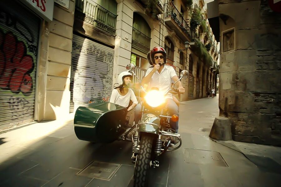 Barcelona: Motorcycle Sidecar Full-Day Tour with Stops - A walking look at the Gothic Quarter and El Born