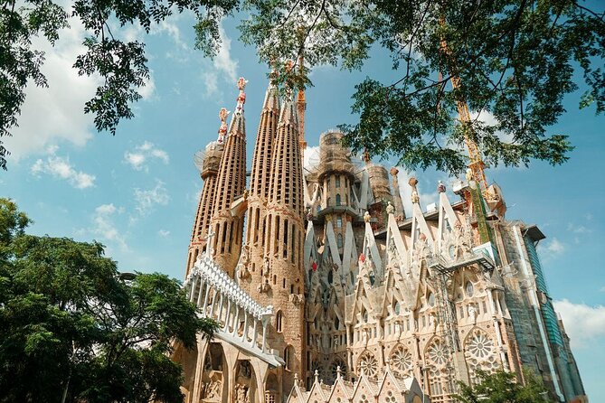 Barcelona Private Tour by Sidecar Motorcycle - Why a sidecar works well in Barcelona
