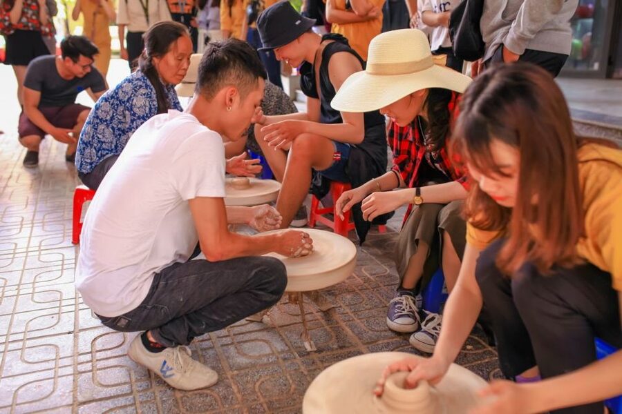 Bat Trang Pottery ancient village by Motorbike - Shopping at Bat Trang Market