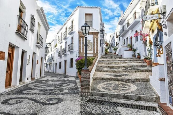 BMW Motorbike Tour through La Axarquía - Torrox and Cómpeta add the inland flavor