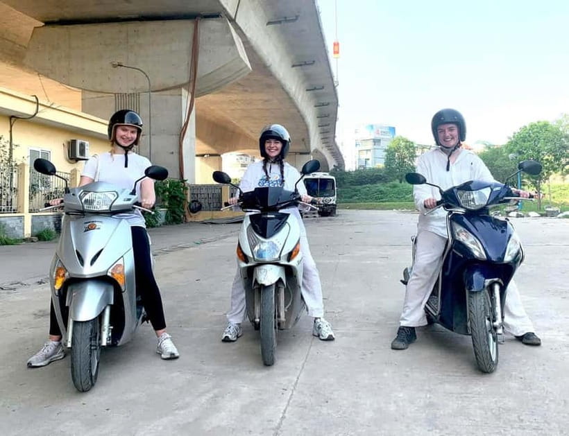 Chicks n Bikes: Customised Motorbike Riding Lesson in Hanoi - What the $45 price really covers