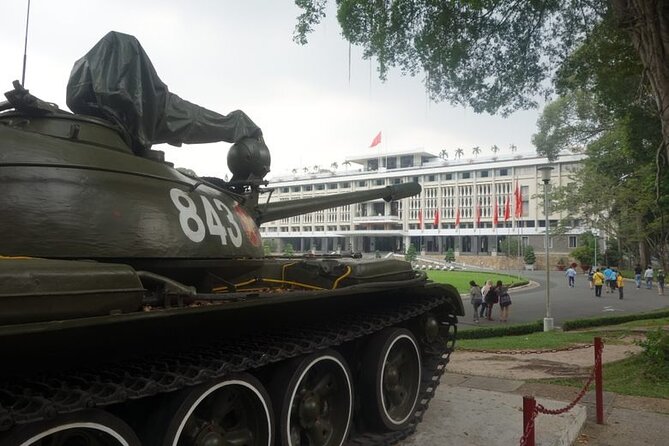 City explore combined with Food taste, Private tour on motorbike - War Remnants Museum: an emotional pause