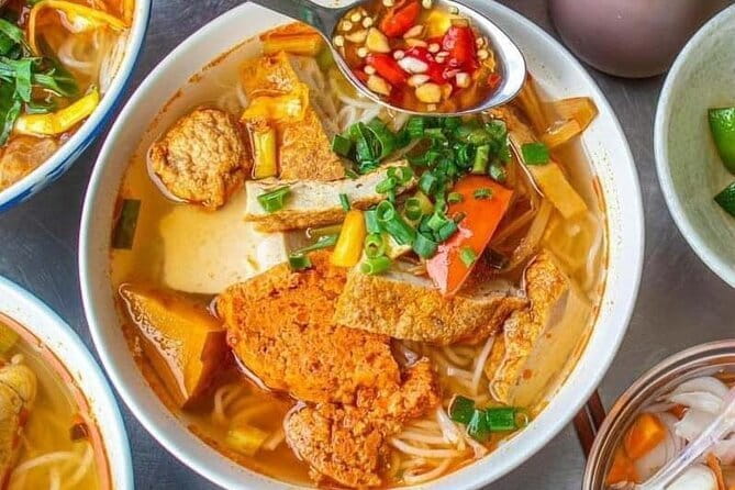 Da Nang Motorbike Tour with Local Guide-Food, Culture-Hidden Gems - What the $31.20 price really covers