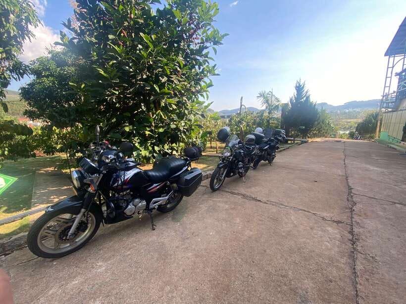 Dalat motorcycle trips - Seeing how Vietnamese coffee is produced