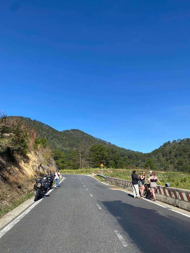 Dalat motorcycle trips - Elephant Waterfall and Linh An Pagoda