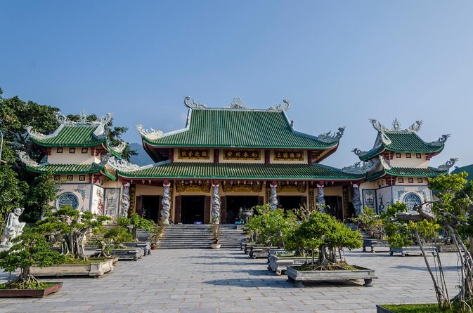 Danang Food City Tour by Motorbike - Private Tour - What makes the local guide important