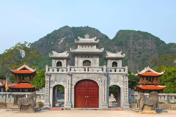 Discover Ninh Binh’s Highlights Hidden Gems 1 Day Motorbike Tour - Why a motorbike is a smart way to see Ninh Binh