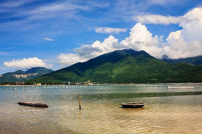 Easy Rider Motorbike Hue to/from Hoi An Via Hai Van Pass & More - Drivers, luggage, and the private format