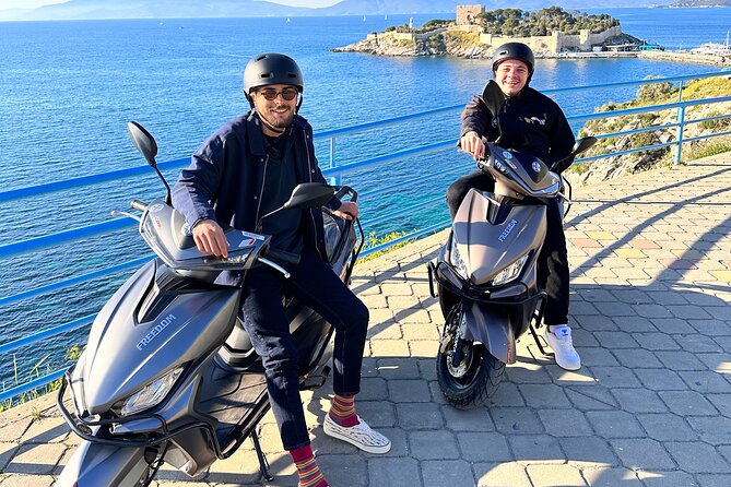 Ephesus & Kusadasi Rent a SCOOTER & MOTORCYCLE - Collecting the bike and getting ready