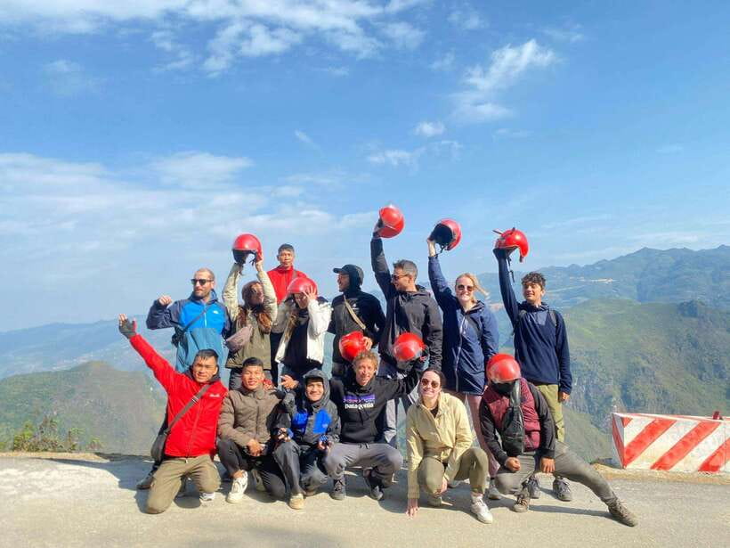 From Sapa: 3 Day Ha Giang Loop Motorbike Tour With Rider - Day two: Ma Pi Leng Pass and the Nho Que River