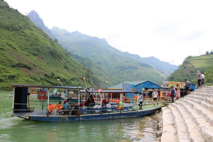From Sapa: 4-Day 4-Night Ha Giang Loop Motorbike Tour - Meals, homestays, and daily comfort