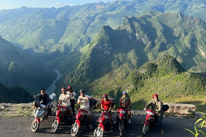 Guided Multi-2D/ 3D/ 4D Motorbike with JASMINE Tour in Ha Giang - Who will enjoy this ride most