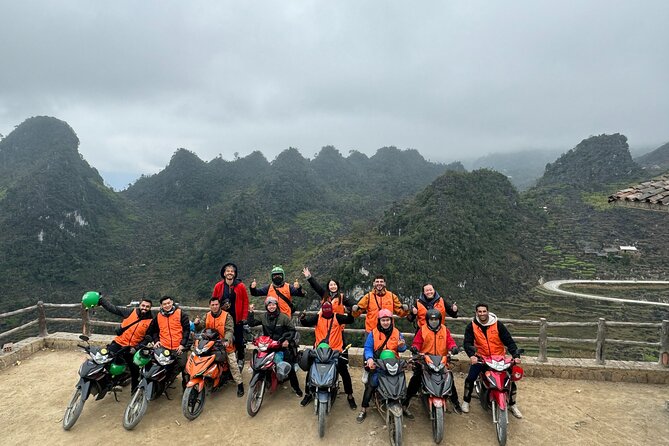 Ha Giang Easy Rider 4 Days Small Group Max 6 -8 Pax/ Group - Day 1: Quan Ba Heaven Gate and the gray mountains
