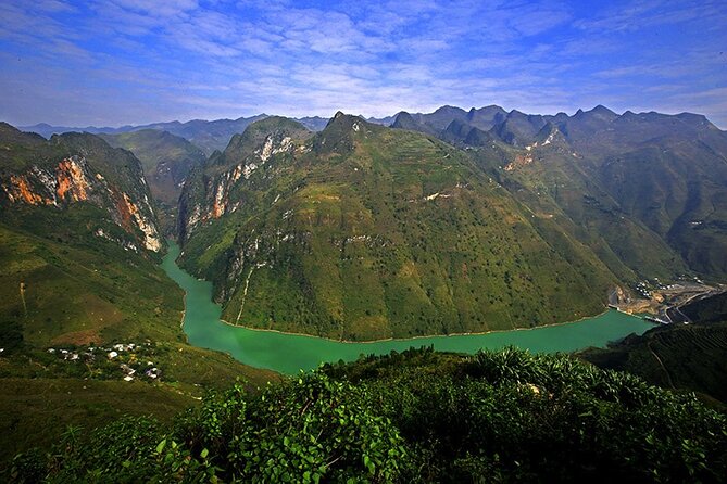 Ha Giang Loop 3 days and 2 nights Motorbike Tour with Easy rider - Sleeping in an ethnic minority homestay