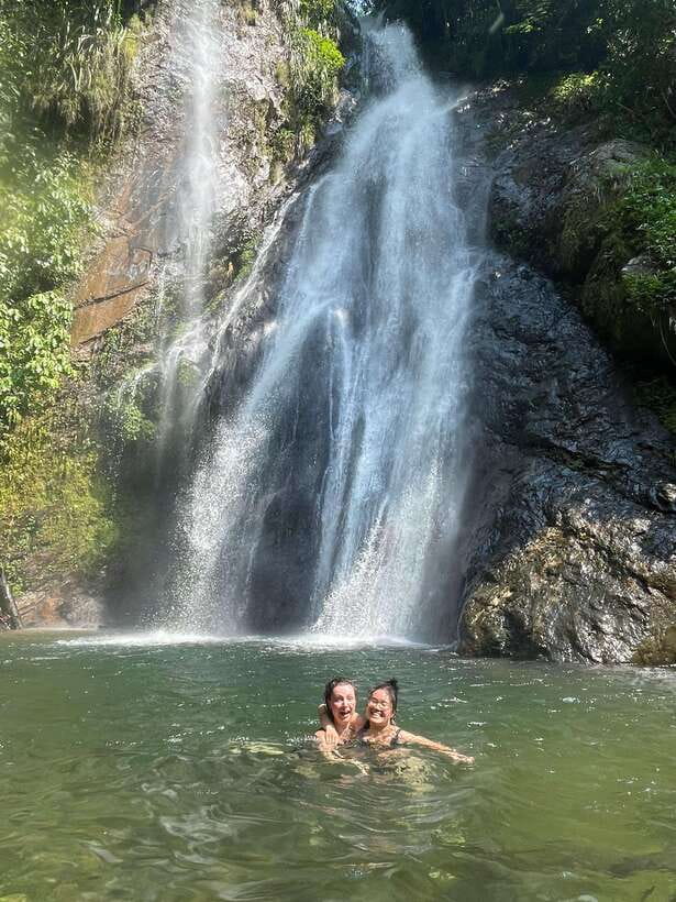 Ha Giang Loop 4 days luxury motorbike tour with easy driver - Day 4: Quan Ba, Hmong hemp work, and the return to Hanoi