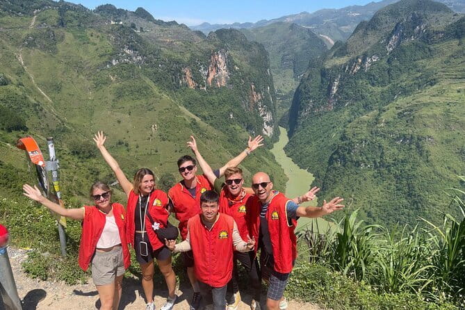 Ha Giang Loop Motorbike Tour 3 Days from Hanoi Private Room - Comfort, Safety, and the Small Details