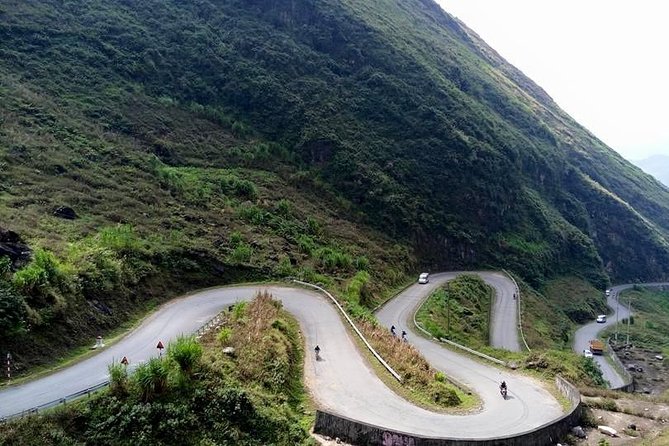 Hagiang Loops Easy Rider 3D2N: (Join in Small Group-Private Room) - Day three: rice terraces, a White Mong family, and the road home