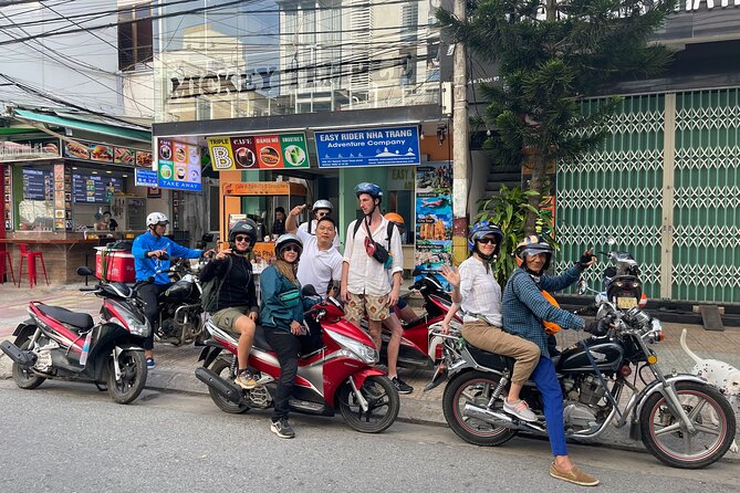 Half Day City Tour By Motorcycle - Vinh Luong Market and the fishing trade
