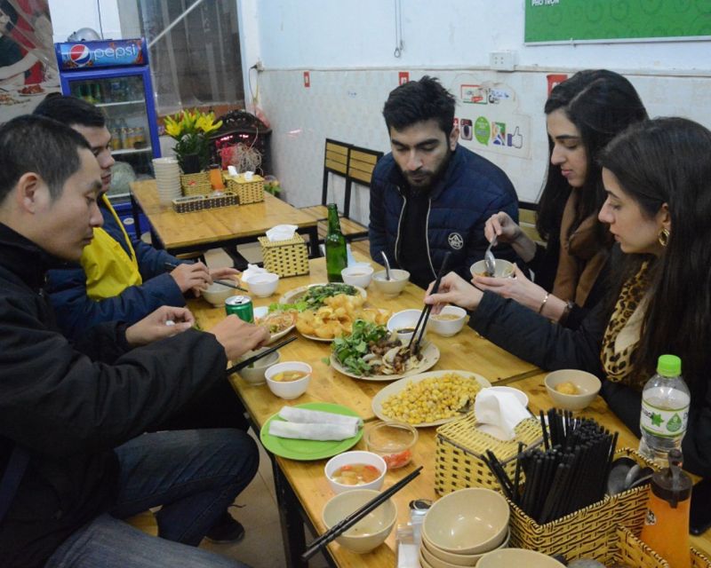 Hanoi: Food and Sightseeing Motorbike Tour with 7 Tastings - Rice-paper grill: a crisp start