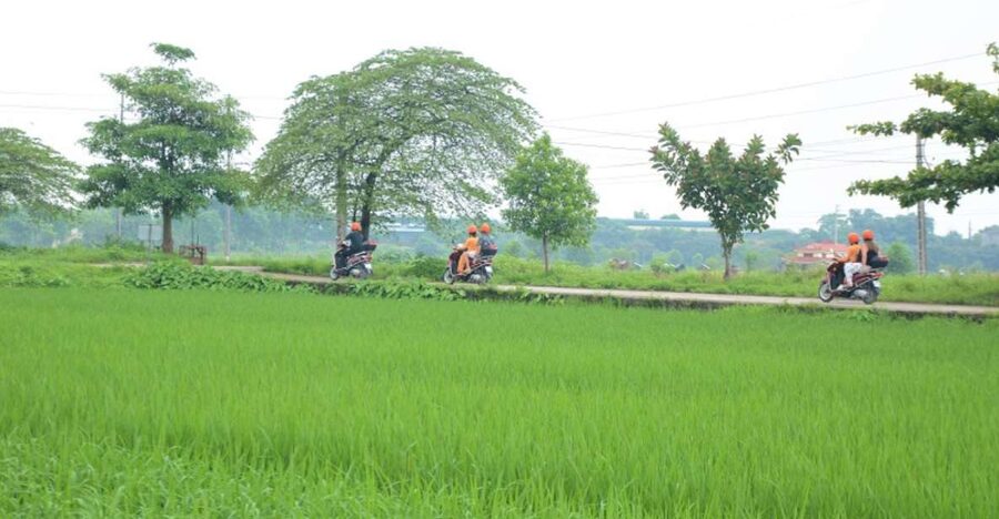 Hanoi Motorbike Countryside Tour - From the Old Quarter to Long Bien Bridge