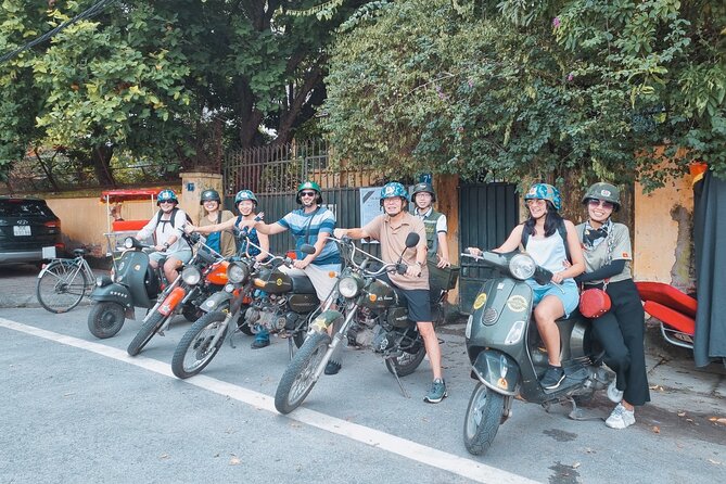 Hanoi Motorbike Tour: Hanoi HIGHTLIGHTS & HIDDEN GEMS - Long Bien Bridge and a slice of Hanoi history