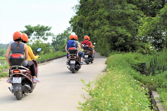 Hanoi Motorbike Tour Led By Women - City And Countryside Full Day - Long Bien Bridge and the Red River crossing