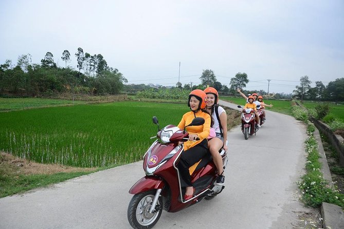 Hanoi Motorbike Tours Led By Women: Hanoi Outskirts & Rural Life - Booking details that affect the decision