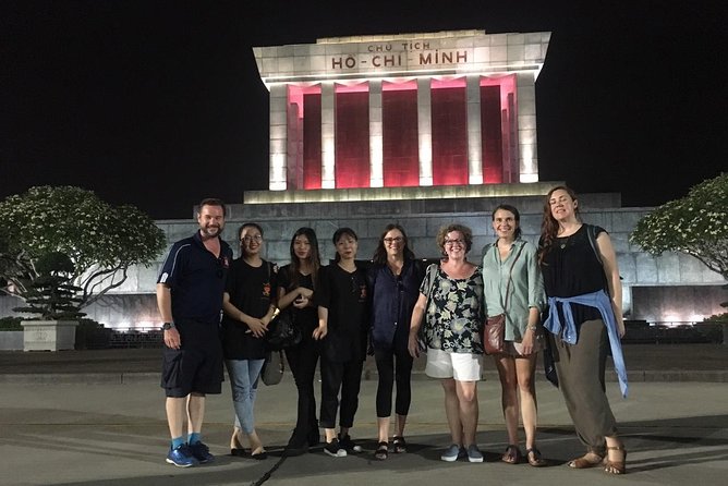 Hanoi Sunset Motorbike Tour - A meal at Mậu dịch số 37