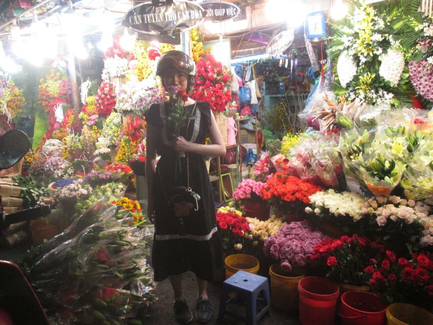 Ho Chi Minh City: Midnight Motorbike Tour - Bars, clubs, and the city’s late-night pulse