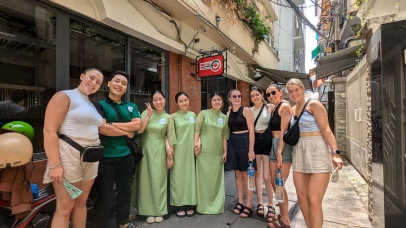 Ho Chi Minh City: Motorbike Street Food Tour - 12 Tastings - Sugarcane juice and fresh spring rolls
