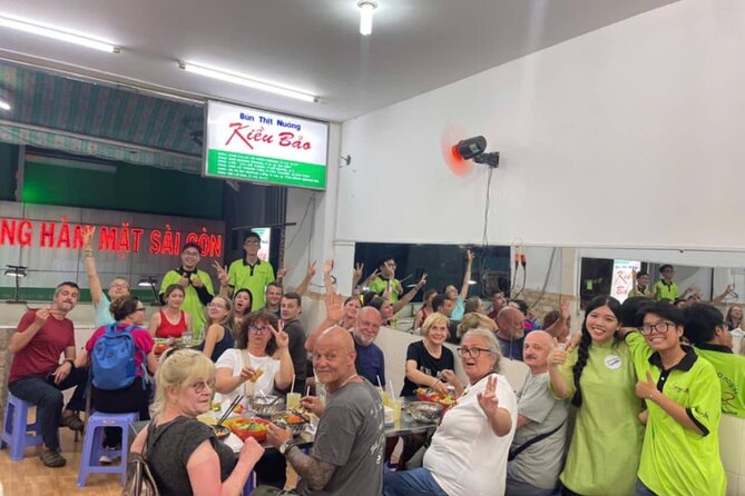 Ho Chi Minh City: Motorbike Street Food Tour with 12 Tastings - Stop Five: Sugarcane Juice, Jasmine Tea, or Local Beer