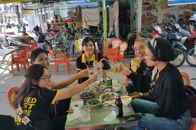 Ho Chi Minh City’s most delicious street food tour by motorbike - First stop: grilled beef near Tôn Đức Thắng