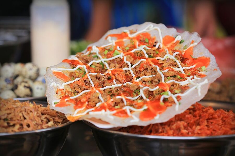 Ho Chi Minh City’s Most Tasty Street Food Tour by Motorbike - Booking tips for a smoother evening