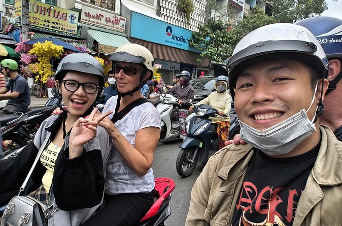 Ho Chi Minh City Sightseeing & Culture Tour By Scooters - Stop Three: Nguyen Hue Street