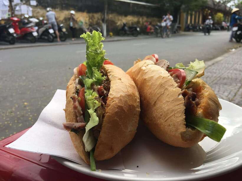 Ho Chi Minh: Tasty Vegan Food and local Beer by Motorbike - Beer, conversation, and meeting other people