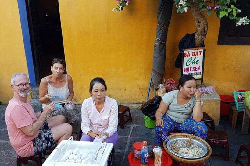 Ho Chi Minh: Tasty Vegan Food and local Beer by Motorbike - Is $43 a fair price?