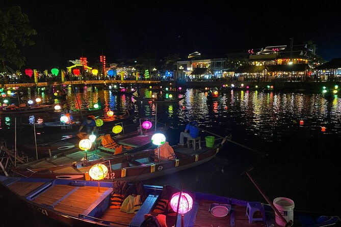 Hoi An Night Food Tour Motorbike & Lantern Cruise by Lady Rider - What the $39 price really covers