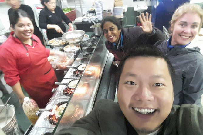 Hue Food Tour by Walking or Cyclo or Motorbike with Driver - Starting at Dong Ba Market