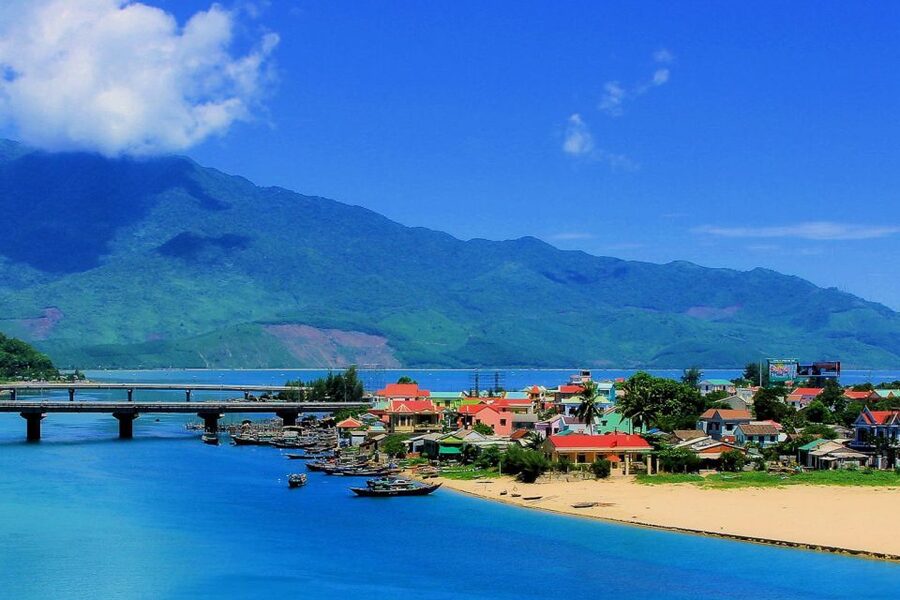 Hue to Hoi An/Da Nang: Private Scenic Motorbike Tour - Lap An Lagoon and the first big views