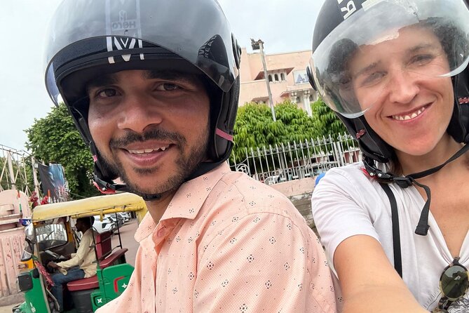 Jaipur Full-Day Motorbike Tour for Solo Female Travelers - Amer Fort and the hill views